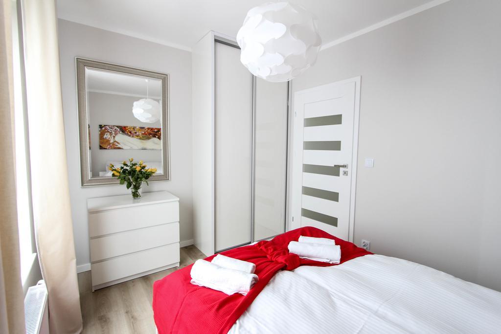 Rezydencja Apartamenty Ostrowski Ustronie Morskie Buitenkant foto